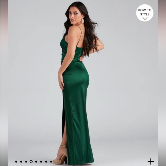 Windsor Dresses & Skirts - Windsor Emerald Green Satin Maxi Dress Side Slit Cowl Neck Formal Evening Gown M